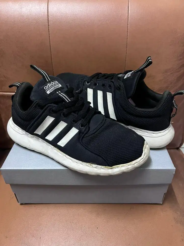 Sepatu Adidas Lite Racer