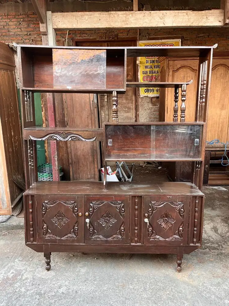 Biffet lawasan bahan jati model jaman dlu