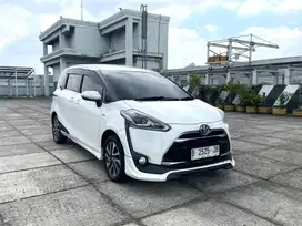 KM LOW!!! Toyota Sienta Q 2018