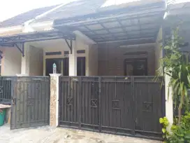 Rumah Disewakan - LB / LT : 40 / 70 - Jl.Damai - Pitara, Depok