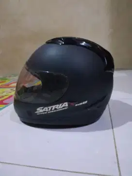 Helm satria original