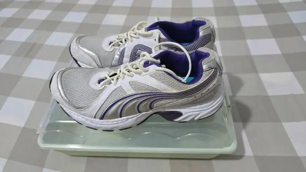 Sepatu Puma Original ukuran 40