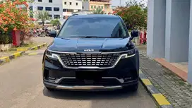 Kia Grand Carnival Premiere 2.2 CRDi Diesel 7 Seater AT Hitam NIK 2023