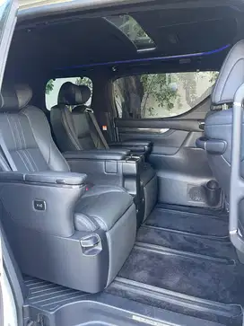 Lexus LM350 2023 Bensin