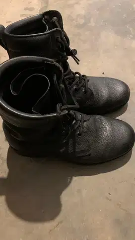 Sepatu PDL size 41