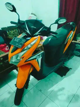 BU.. dijual cepet Honda Vario techno 125 ISS LED 2015 orisinil