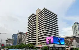 Temukan ruang kantor di HQ Menara Cakrawala untuk 2 orang dengan layanan siap pakai