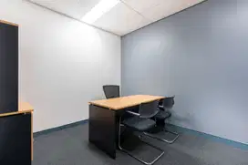 Ruang kantor pribadi untuk 2 orang di HQ GKM Green Tower