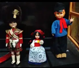 Boneka pajangan antik (3 buah), preloved