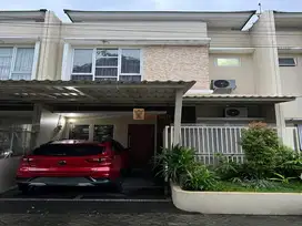 Strategis Jual Rumah 2Lt.Semifurnish Dkt Tol Rumah Green Bintaro Indah