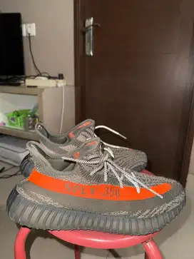 Yeezy 350 V2 Carbon Beluga Size 45