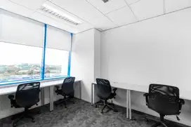 Temukan ruang kantor di Regus Graha Pena untuk 5 orang dengan layanan siap pakai