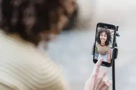 Host live Tiktok shopee