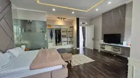 Di Jual Cepat Rumah Furnished 2,5 lantai Gerlong Permai