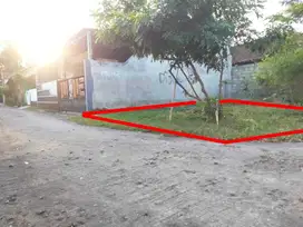 Tanah Pekarangan Hook Strategis Dekat UMY Yogyakarta TP 105