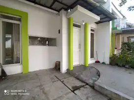 Jual cepat rumah Di pinus regency