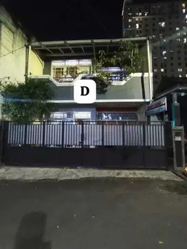 RUMAH MURAH STRATEGIS JALAN 2 MOBIL CIPINANG JAYA JATINEGARA
