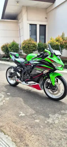 JUAL MOTOR KAWASAKI NINJA ZX25R