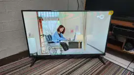Smart tv hisense 32 inch mulus 1000% seperti baru fullset like new