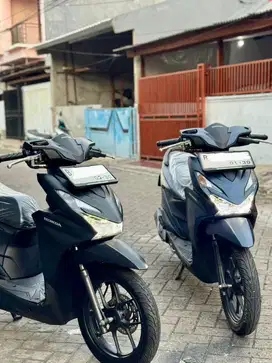 KM 31 KILO️ BEAT KEYLESS CBS ISS DELUXE 2025 HITAM/BIRU nik 2024