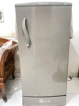 KULKAS 1 PINTU MERK LG