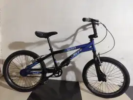 Sepeda bmx ukuran 20 siap pakai