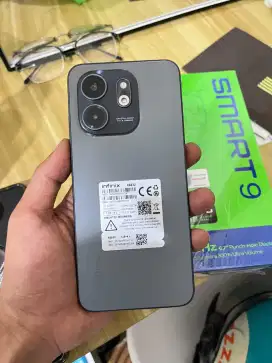Infinix Smart 9 4+4/128GB 120HZ