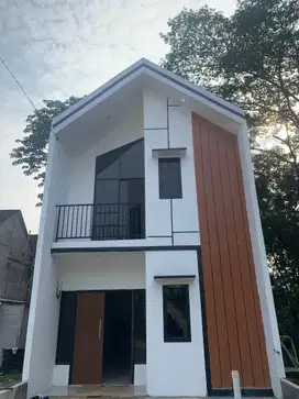 Rumah Cantik Istimewa Lokasi Strategis Teristimewa