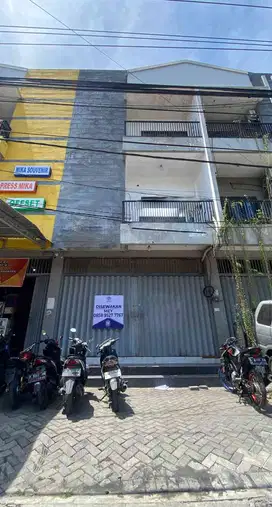 dukuh kupang dekat dengan kampus