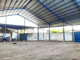 Gudang dekat Pelabuhan, Perak Barat