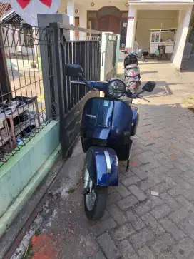 Jual vespa PX  1984