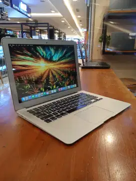Macbook Air 13 inch 2014 i5 4/128GB termurah