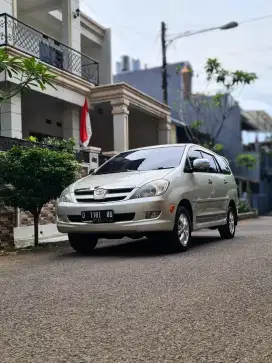 Innova V 2.0 matic 2007