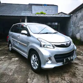Toyota Avanza Veloz Lux 1.5 AT 2014