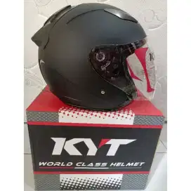 Helm KYT galaxi Hitam Doff