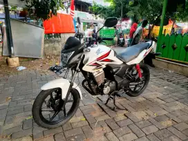 Honda Verza 150cc PGM-FI Tahun 2015
