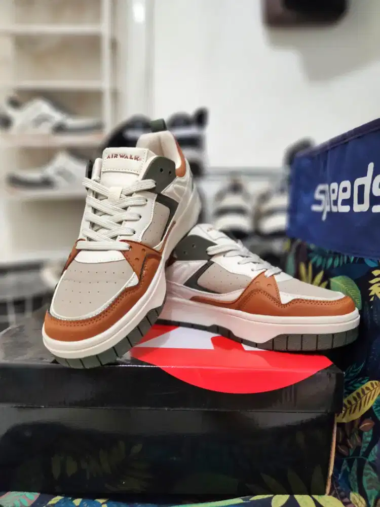 Sepatu Sneakers AIRWALK Original