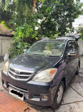 Toyota Avanza 2010 Bensin