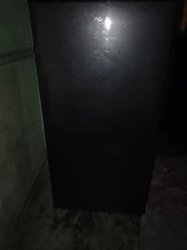 Kulkas 1 pintu aqua normal ada tutup freser