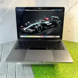 Macbook Pro 2019 13 inch 8/512 Space Gray Normal