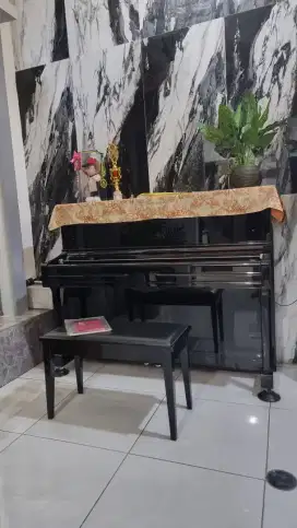 Piano Yamaha U1J-PEC