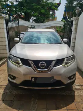 Nissan X-Trail 2015 Bensin