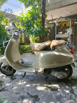 Di Jual Scooter Piaggio
Type Vespa