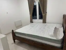Kost Bersih Ibu Ning khusus perempuan, pasutri, sewa harian/mingguan