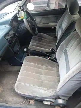 Mazda 323 1987 Bensin