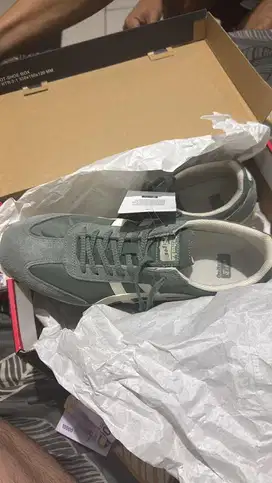 Sepatu Onitsuka tiger