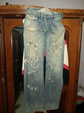 Ripped Jeans Diesel Industry