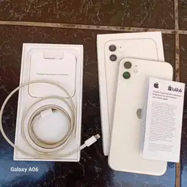 Iphone 11 white 64GB Resmi Blibli
