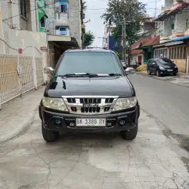 Isuzu panther Grand Touring Turbo 2010