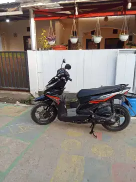 Honda beat hitam 2017